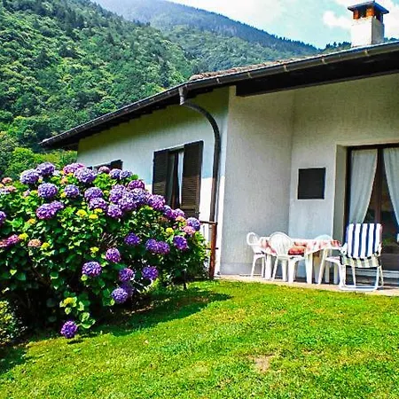 Giuliana 坎诺比奥